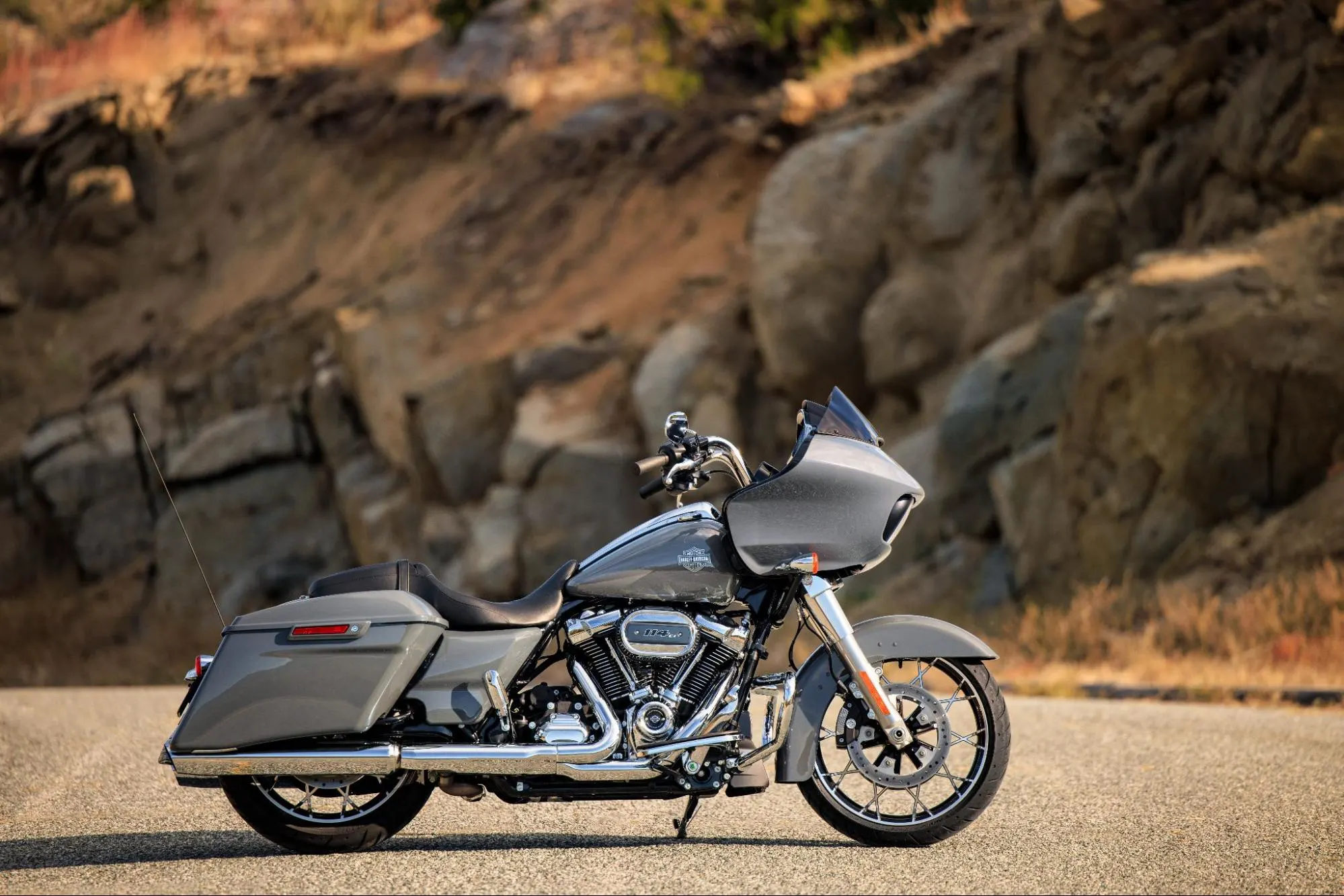 The Best Motorcycle Rental for You in 3 Questions