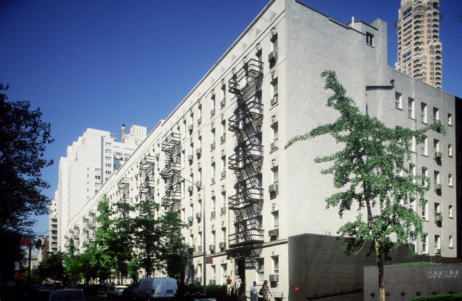 Apartment Complexes In NYC - Manhattan East - Upper East Side