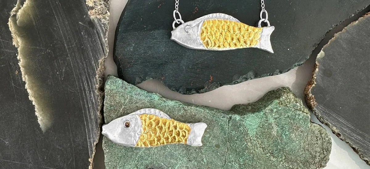 We’ll cover thow to use silver clay in your metalsmithing. From best practices, to tips, tricks, and more.