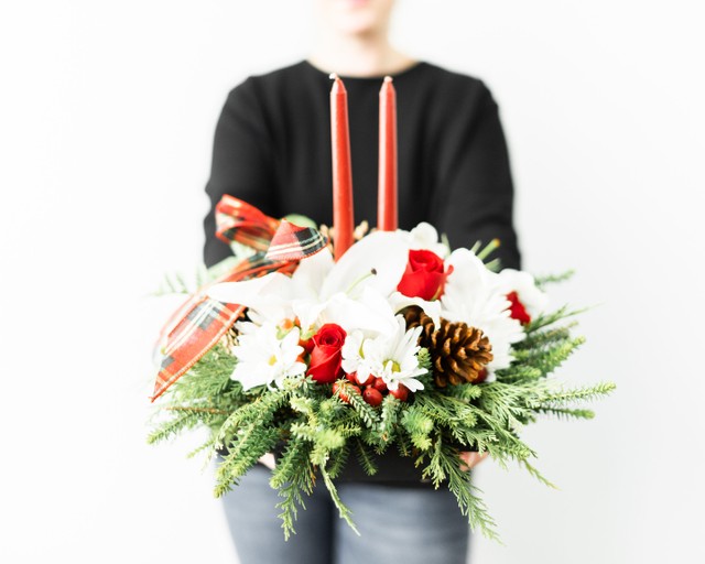 Christmas Centerpiece with Candles