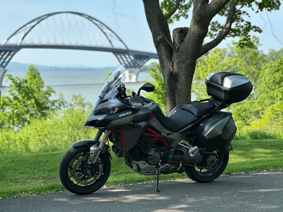 Multistrada 1260 Test with Bridgestone T33