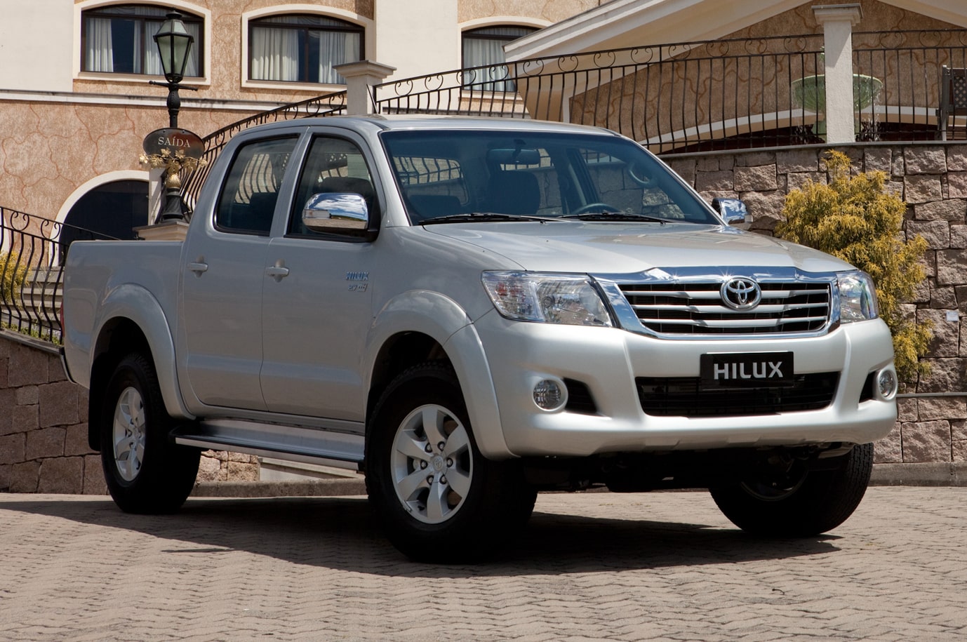 Hilux 2015: preços e detalhes da picape Toyota