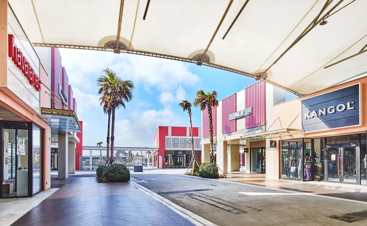 台灣 Outlet 台中港三井 Outlet