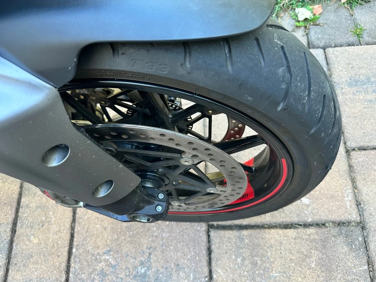 Front T33 Bridgestone after 2500 miles