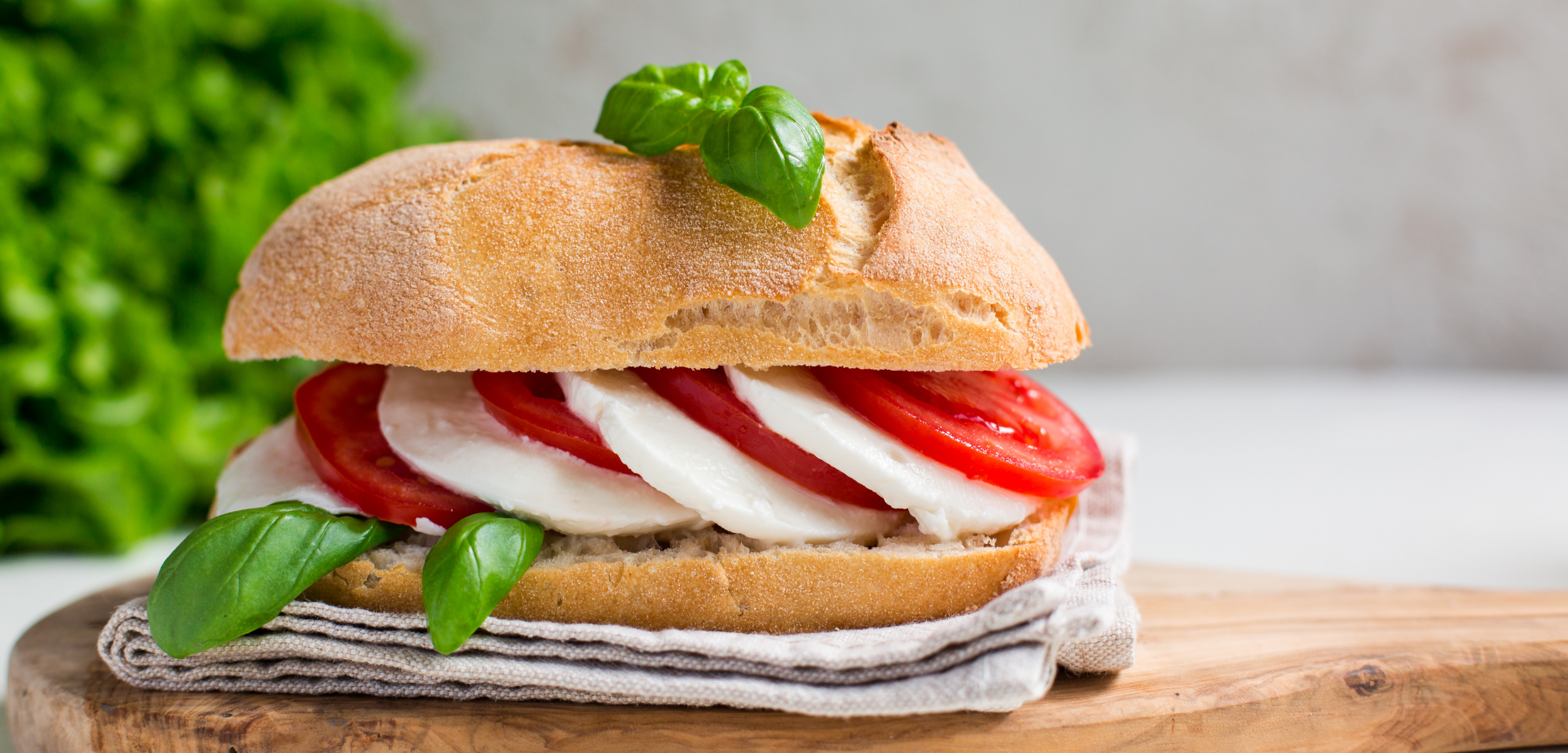 Receta sandwich caprese.png