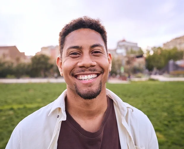 Vetted marketing strategy specialist coordinating a global advertising campaign