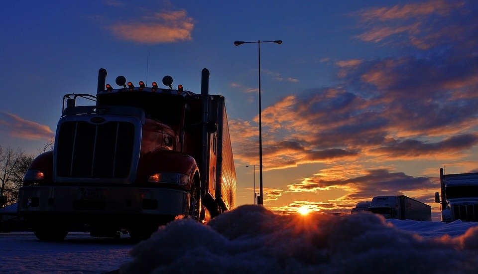 4 Truckers Reveal Their Craziest Rest Stop Stories