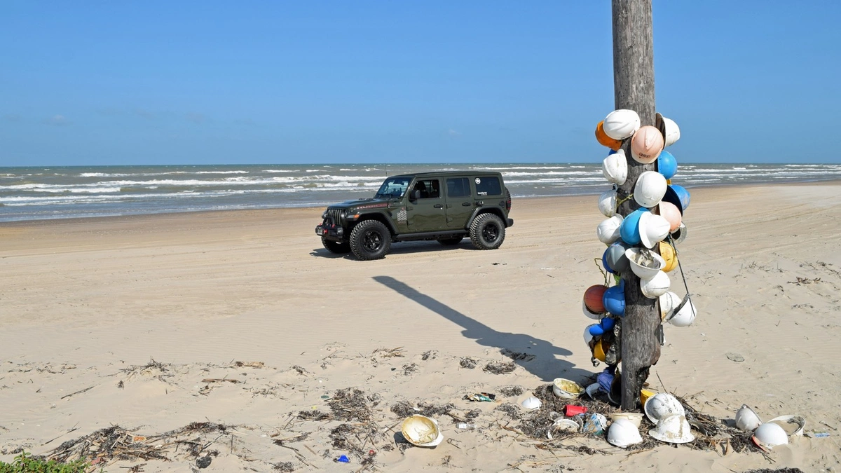 Texas Beach Driving and Camping - Trails Offroad