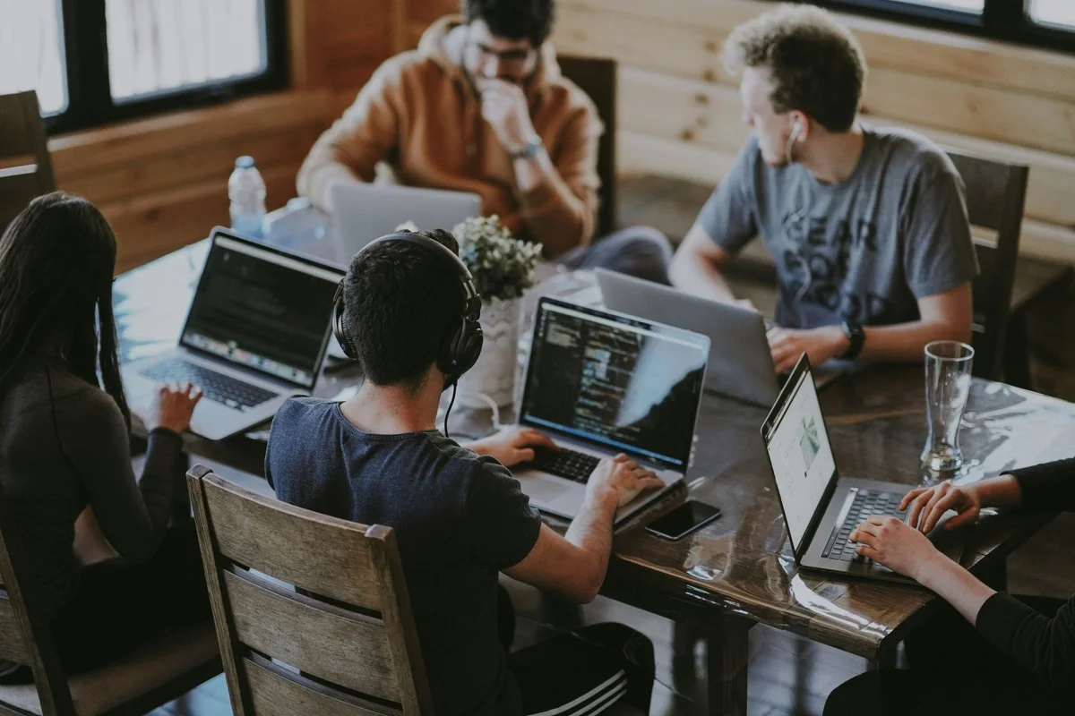 11 Application Modernization Best Practices for IT Teams