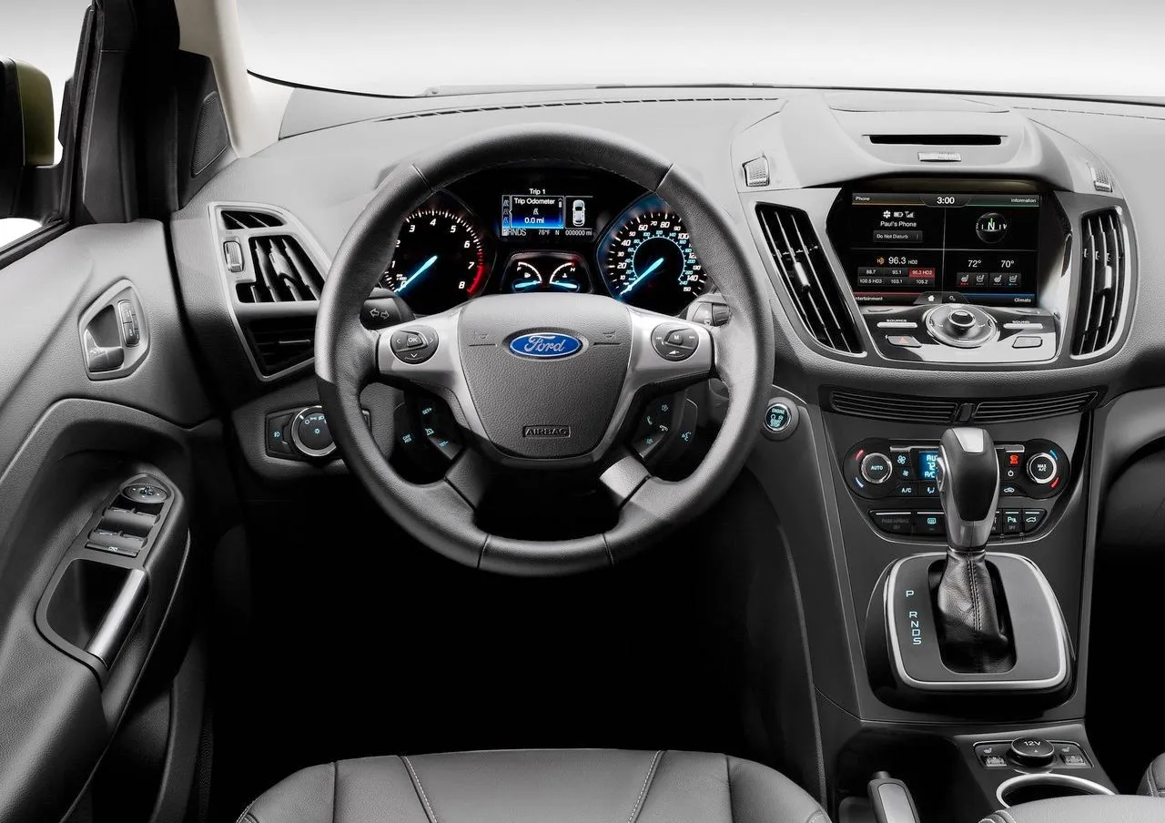 Ford Escape 2013 interior