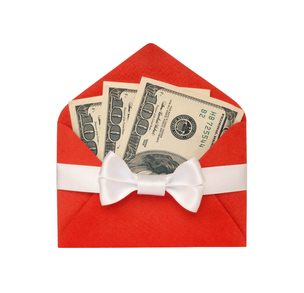 holiday loan money in envelope 