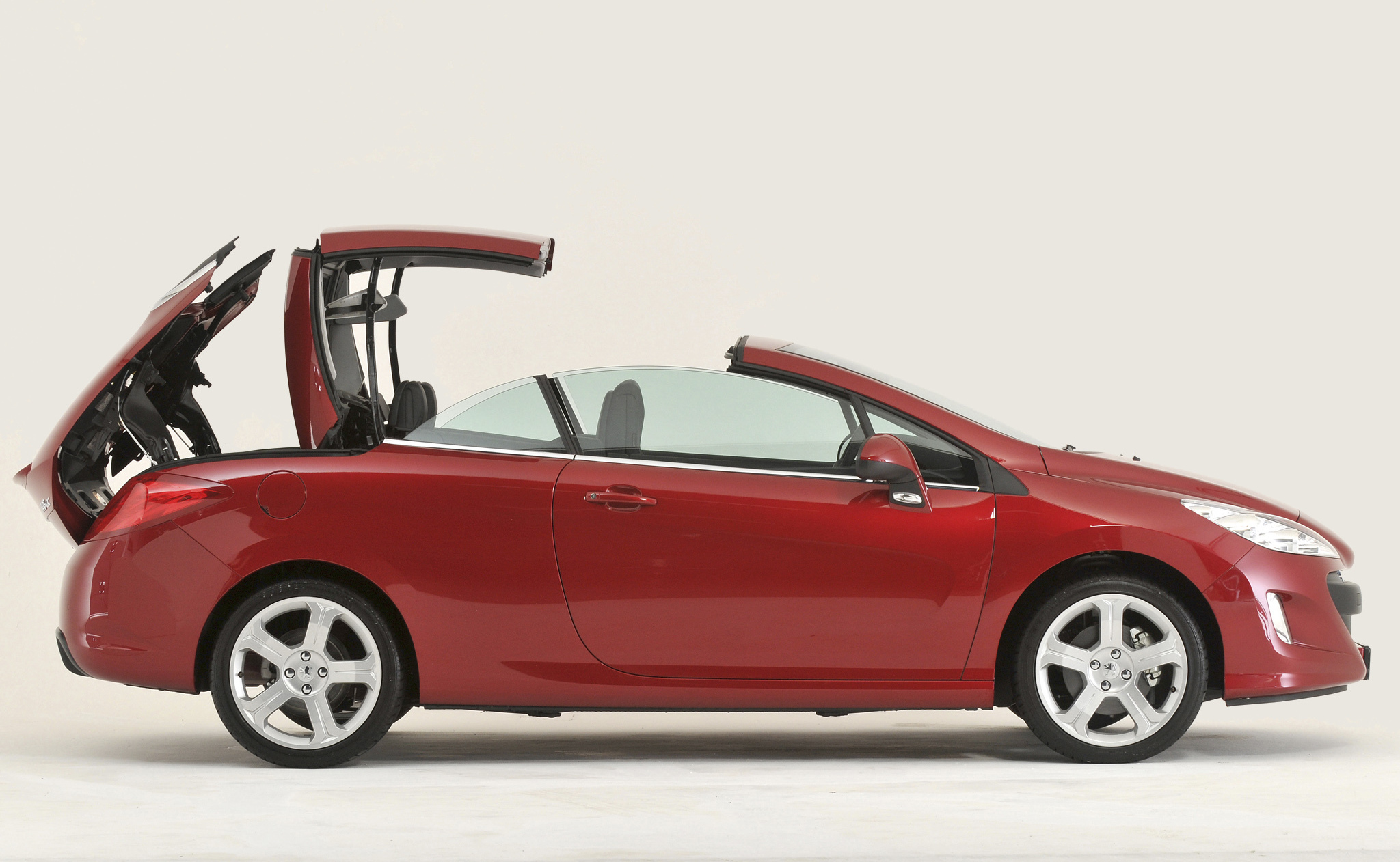 Peugeot 308 CC: a versão conversível