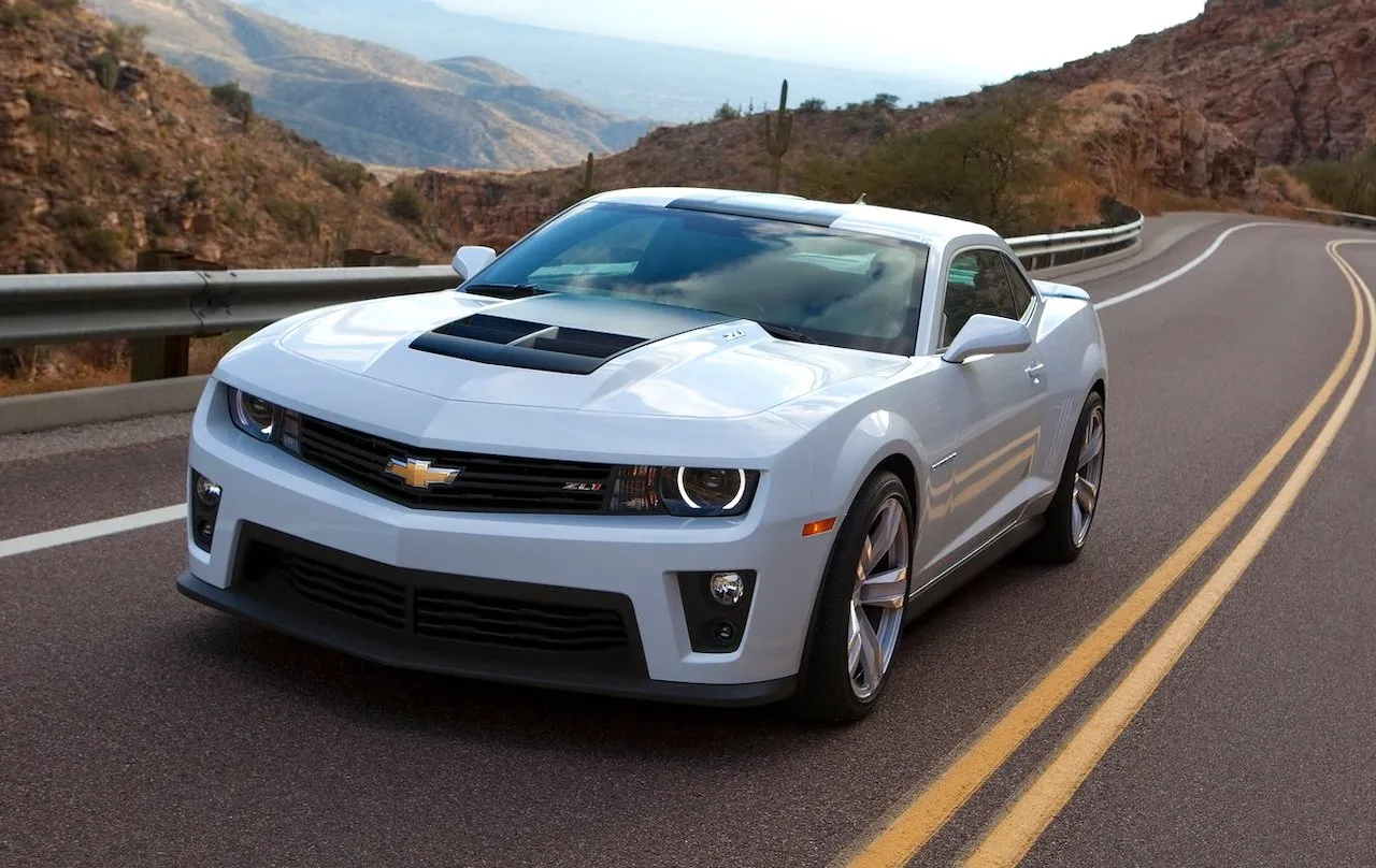 Carro Camaro ZL1 2012