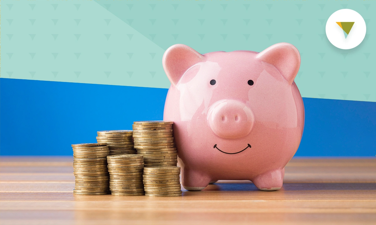 piggy bank with coin.webp