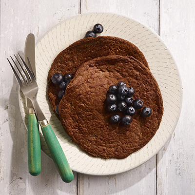 ChocolateProteinPancakes_400px.jpg