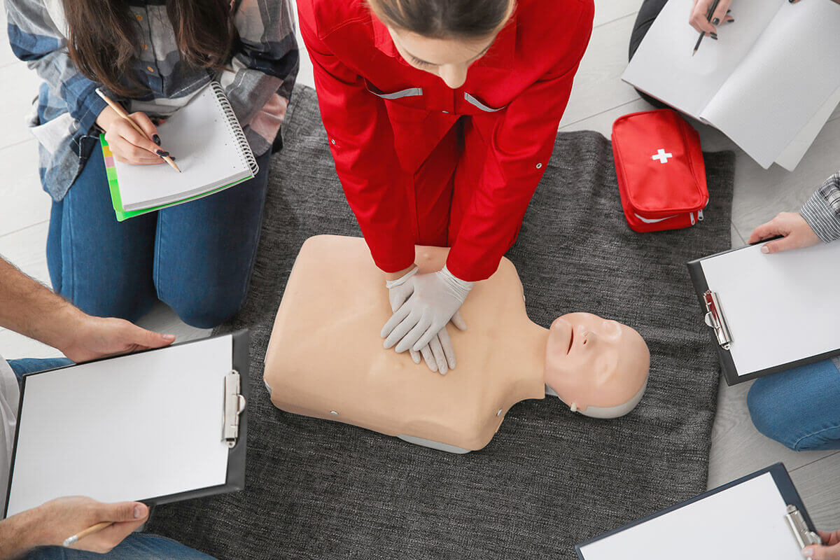 How to Become ACLS Certified