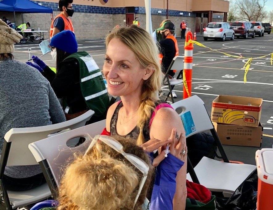 Recently, Synergy employee Bronwyn Roberts has been helping with COVID-19 vaccine rollout in Yolo, California.