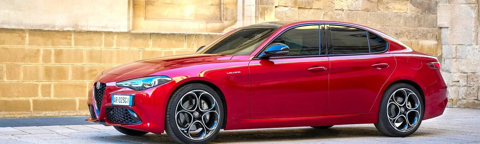 Alfa Romeo Giulietta: el estilo más atractivo - Grupo GNA