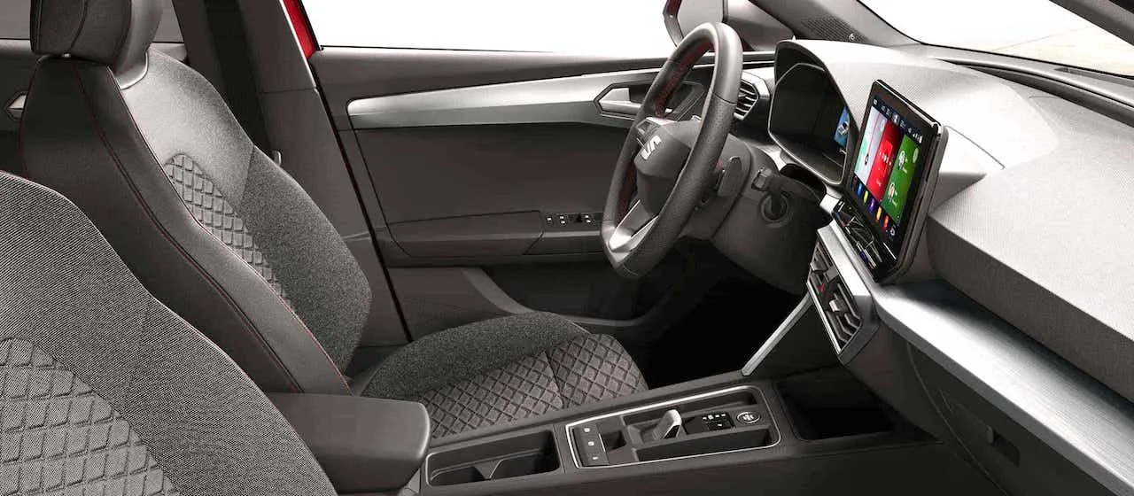 Seat Leon 2023 interior