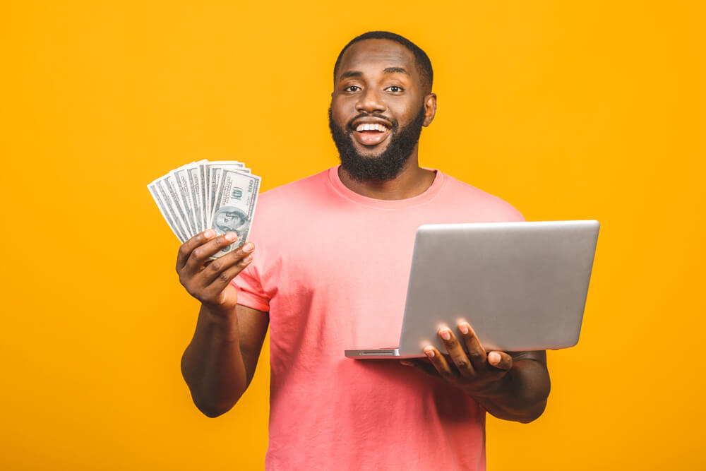 Black man applied for payday loan online and got cash