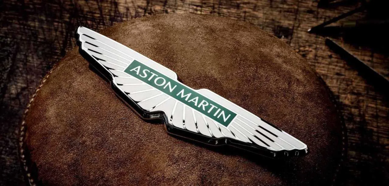 Aston Martin logo marca