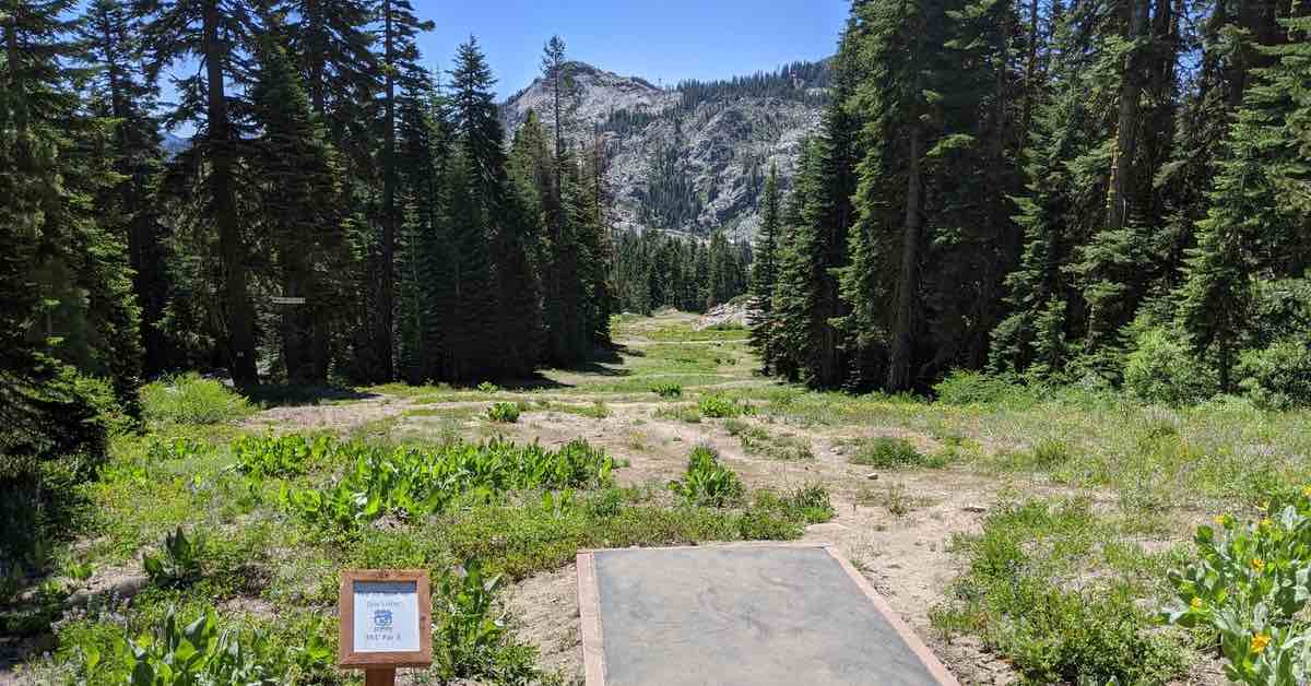 A view of the Sierra Nevada mountains at Donner Ski Ranch disc golf course