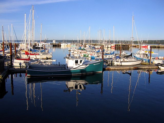 640px-Digby_Harbour_Annapolis_Basin.jpg