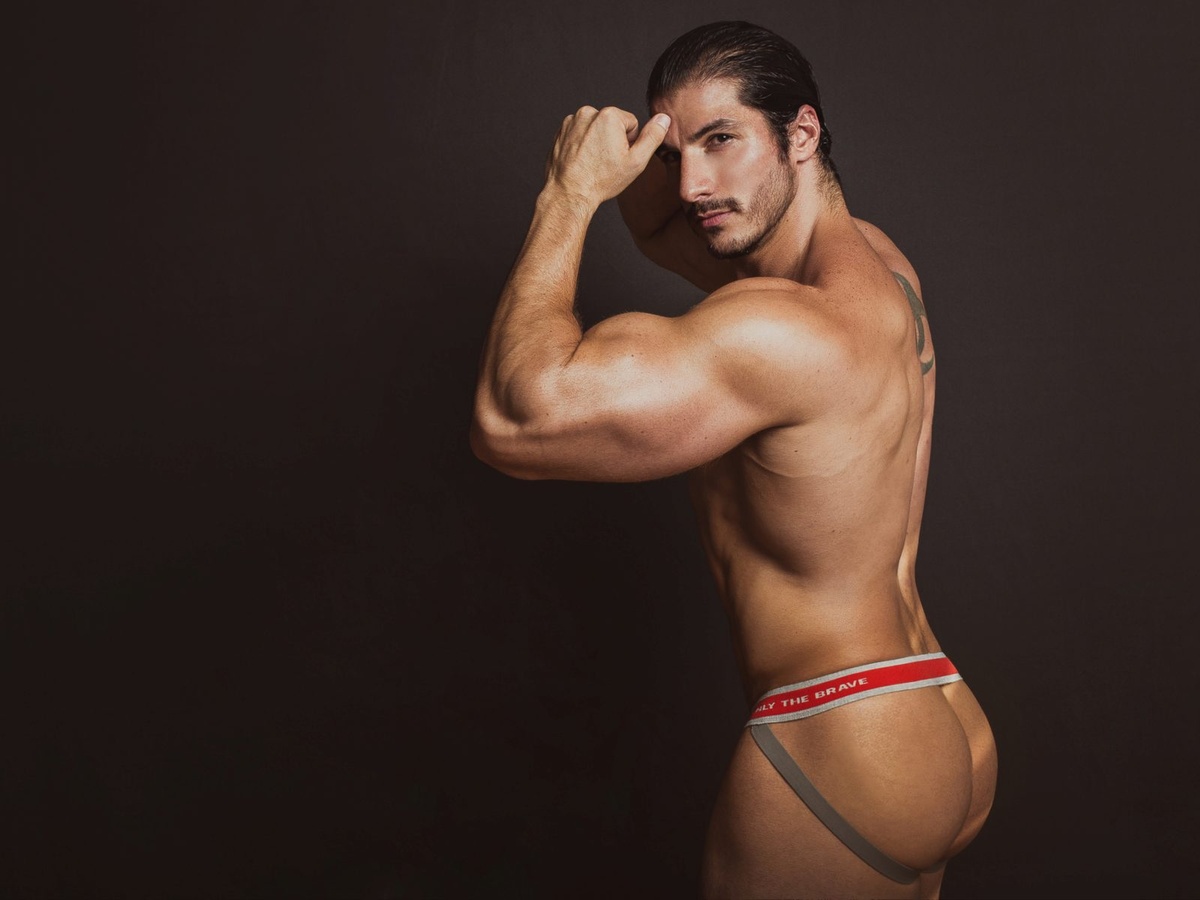 jockstrap-latino-cam-guy.jpg