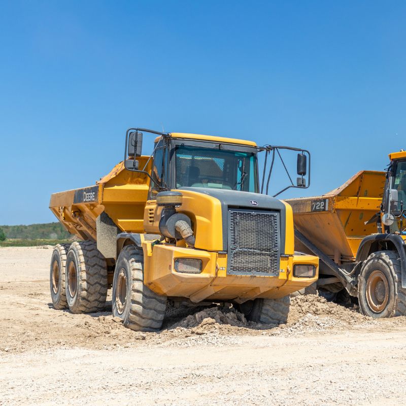 John Deere articulated dump truck on site