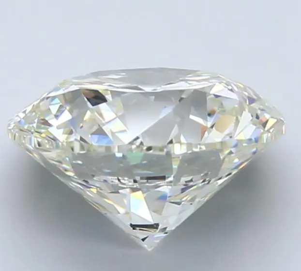 a side view of a 5.55 carat diamond which looks slightly yellow