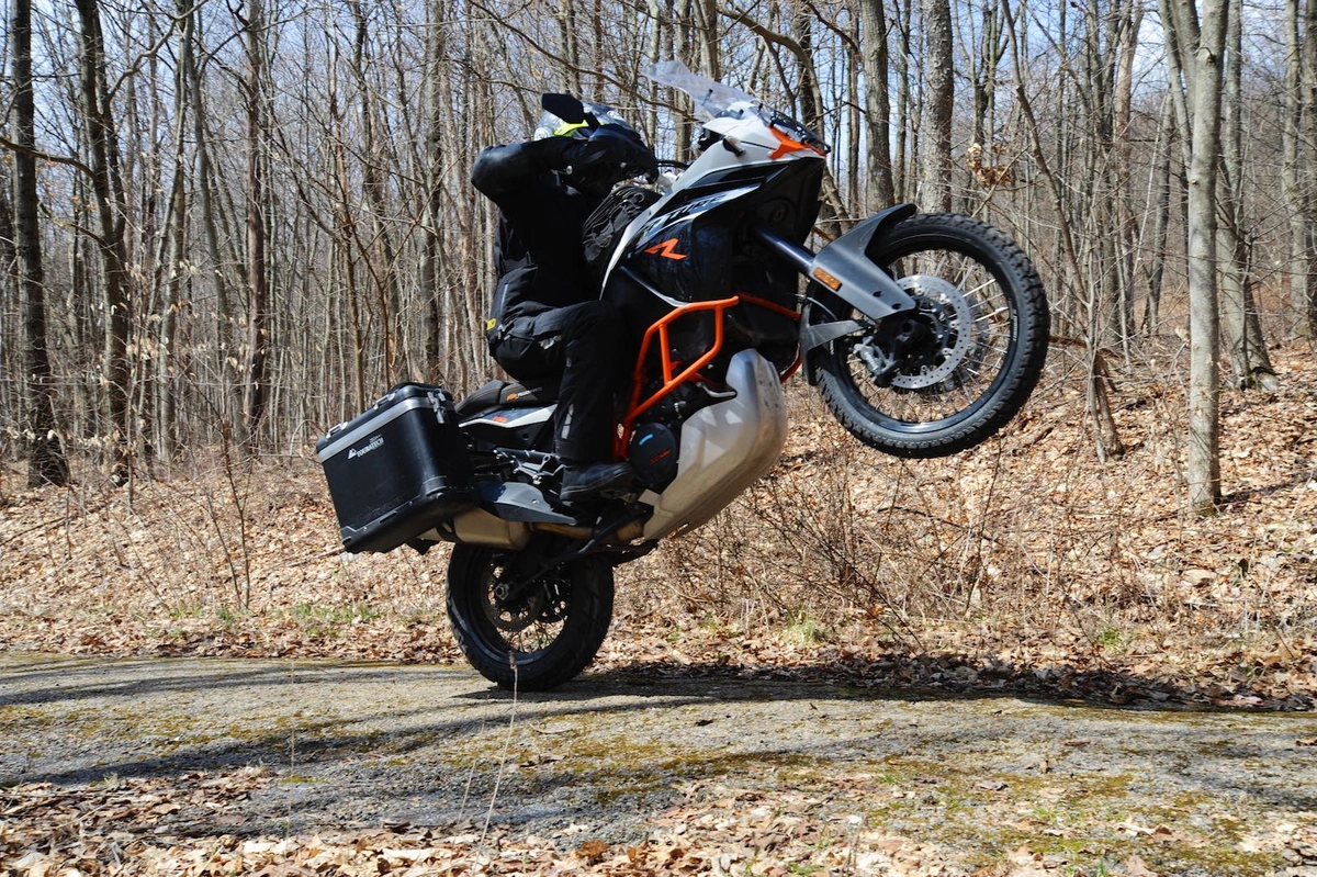 Cold weather motorcycle riding gear