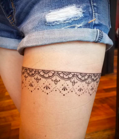 Garter thigh outlet tattoo