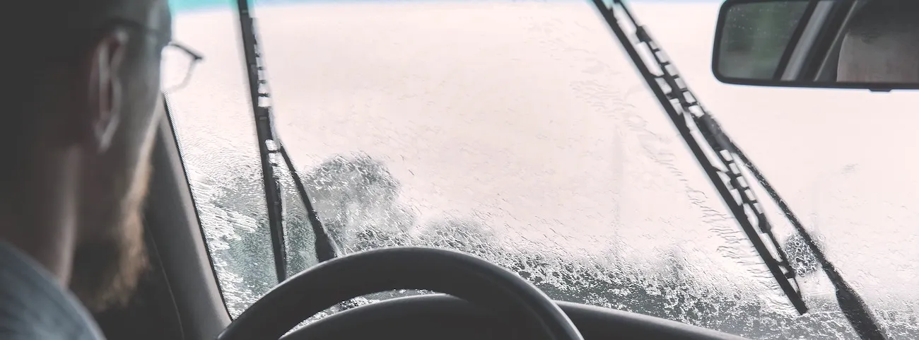 Cuál es el tamaño idóneo del limpiaparabrisas para tu coche