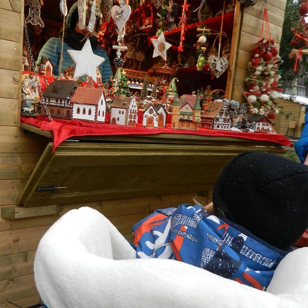 Christmas_European market.webp