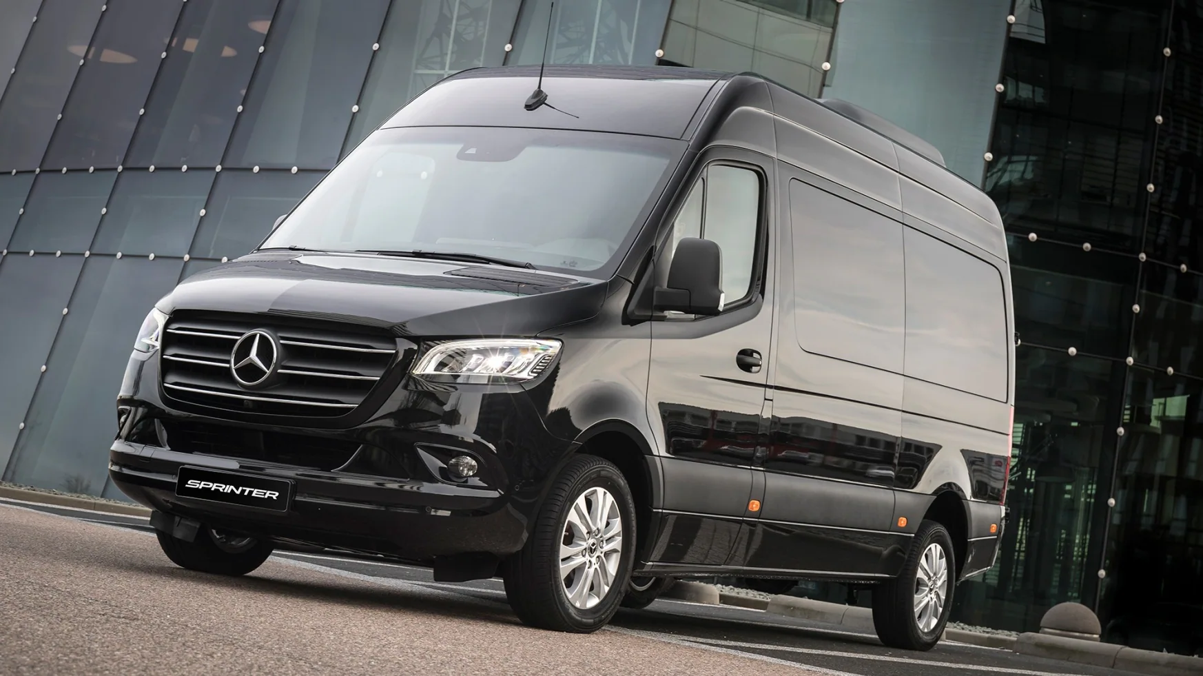 Camioneta para 20 pasajeros: Mercedes-Benz Sprinter