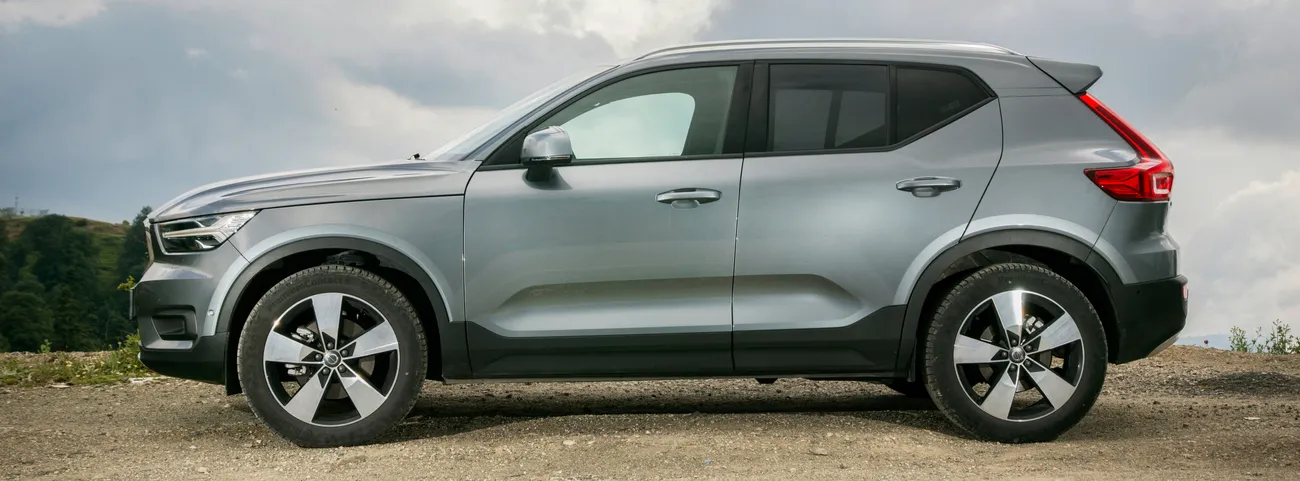 Lincoln Corsair Vs Volvo Xc40