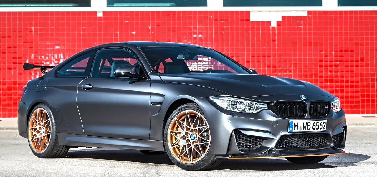 BMW M4 GTS