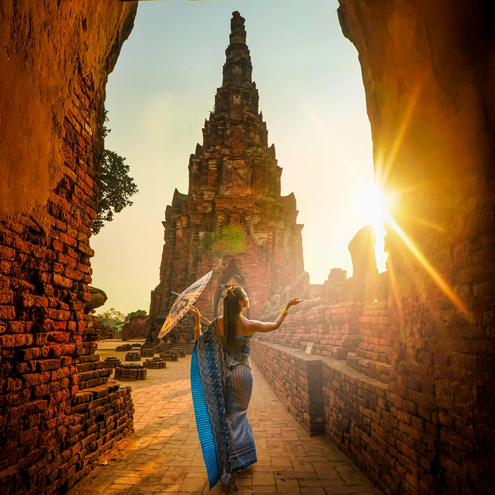 WomaninAyutthaya.webp