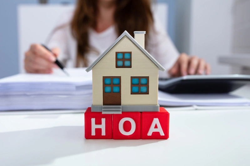checking and renewing hoa insurance policy