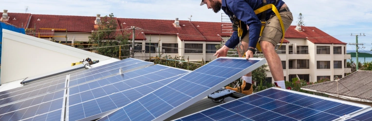 Panneaux photovoltaïques en hiver : sont-ils toujours aussi performants?