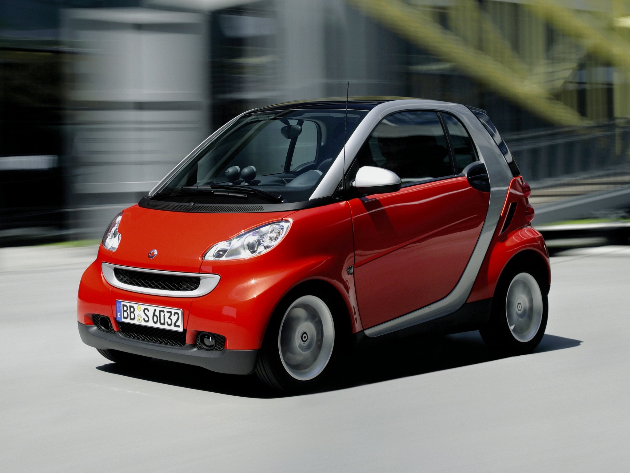 Smart Fortwo: preços do famoso minicarro