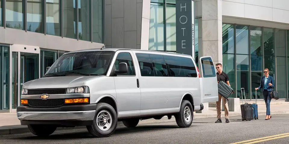 Furgoneta Chevrolet Express 2023