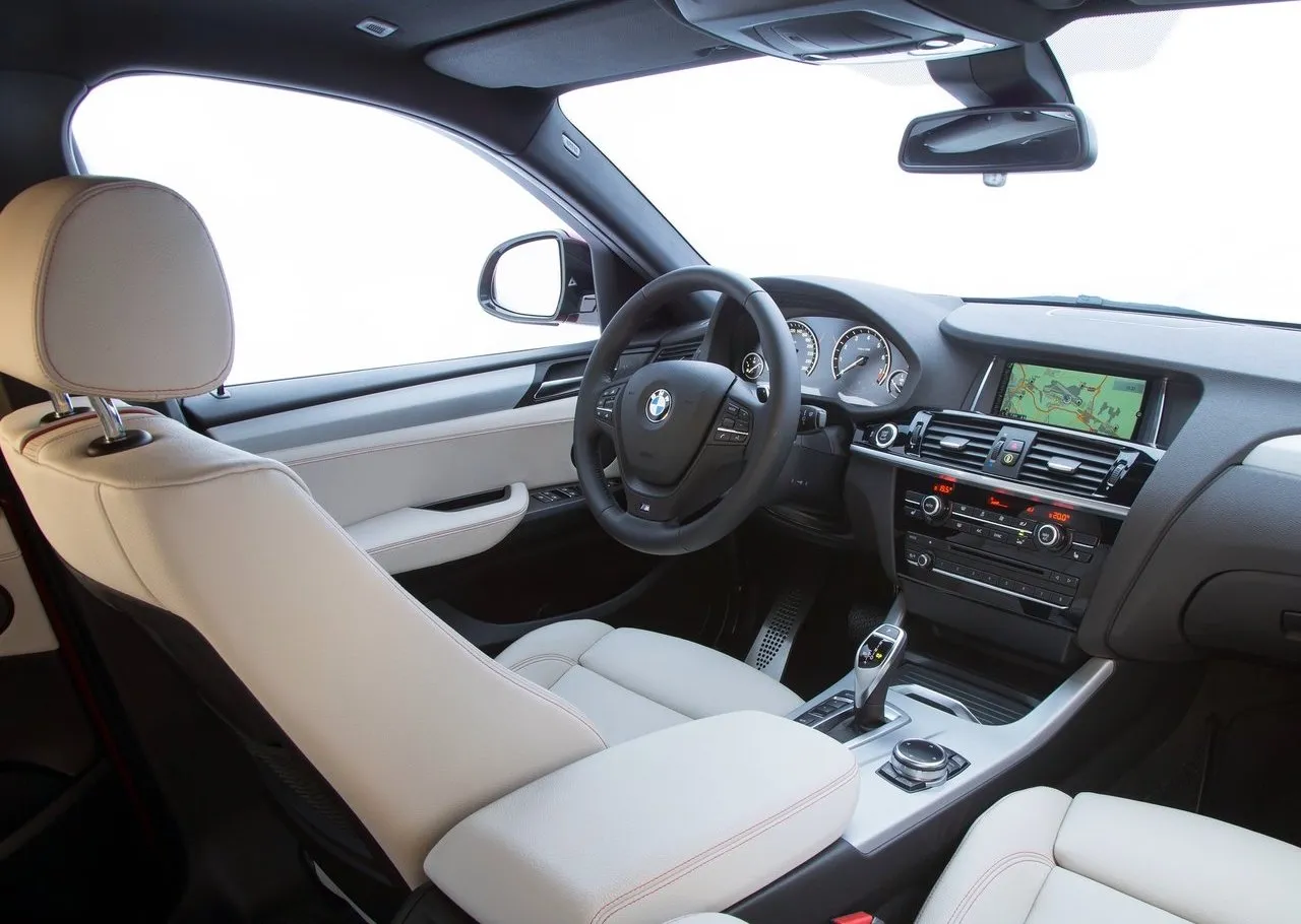 BMW X4 2017 interior