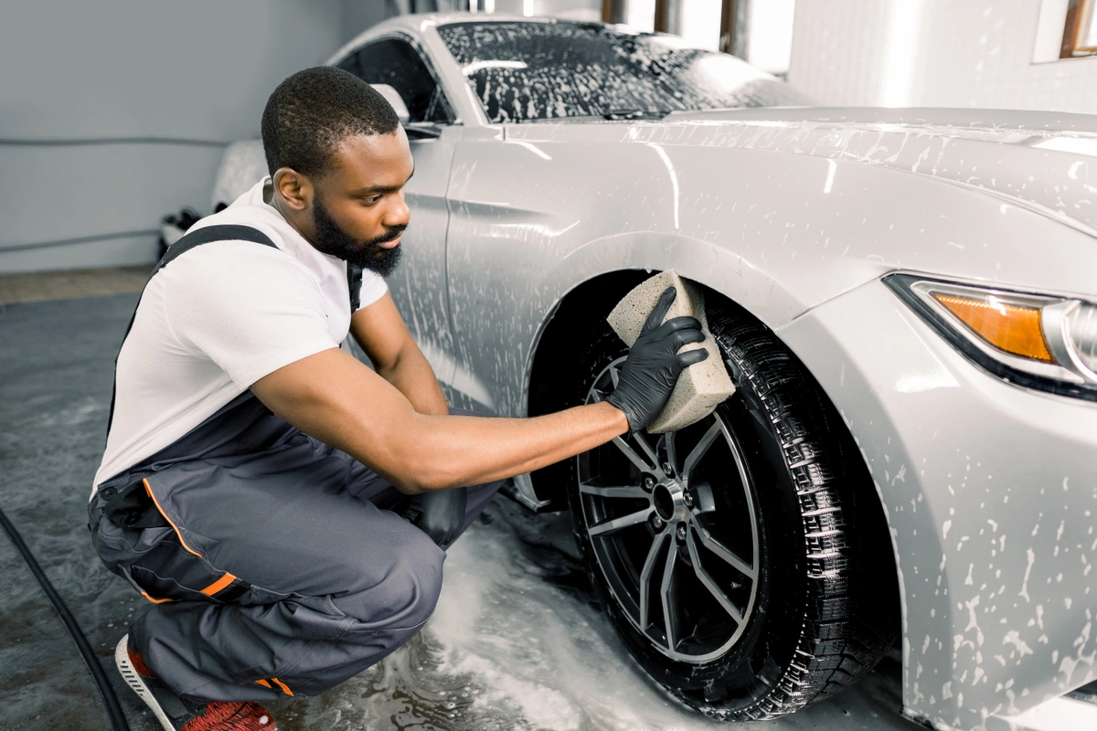 Brake Dust Professional Wheel Cleaner: Clean your wheels with no