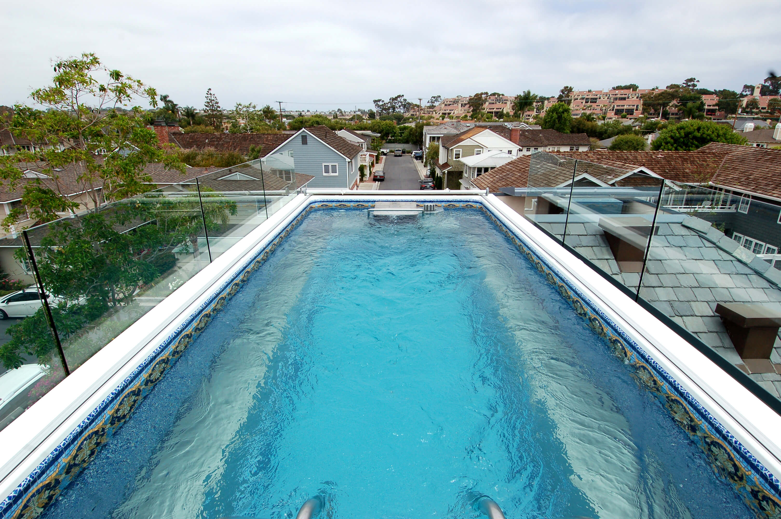 small house with rooftop pool