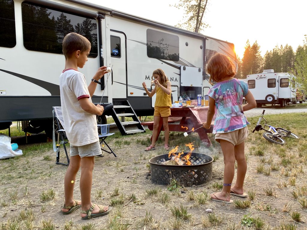 RV Etiquette For Newbie RVers | La Mesa RV | RecVan