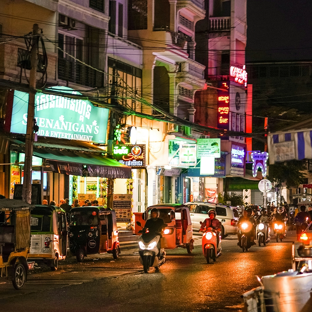 Night Marketing in Phnom Penh, Cambodia.webp