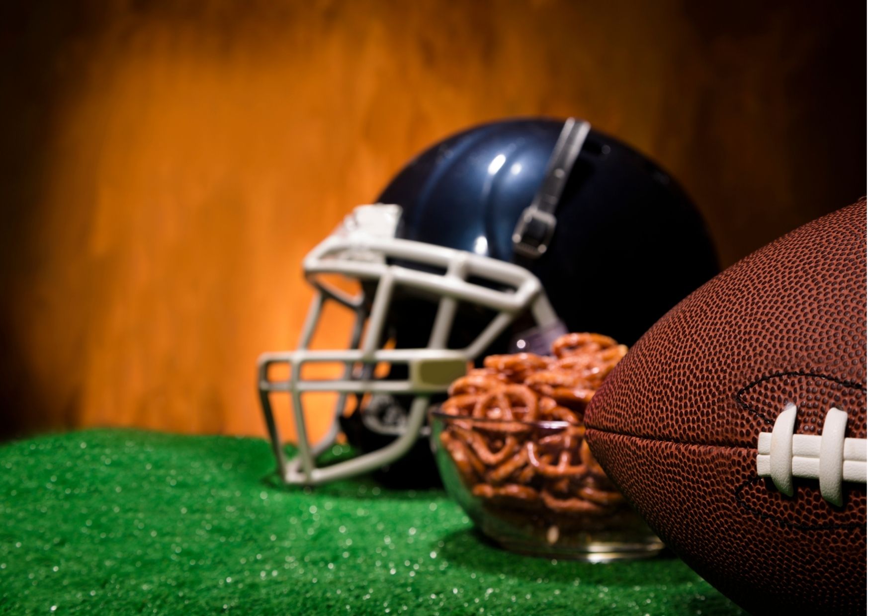 Get Ready for an Indianapolis Super Bowl Party! / Sports Traveler Blog