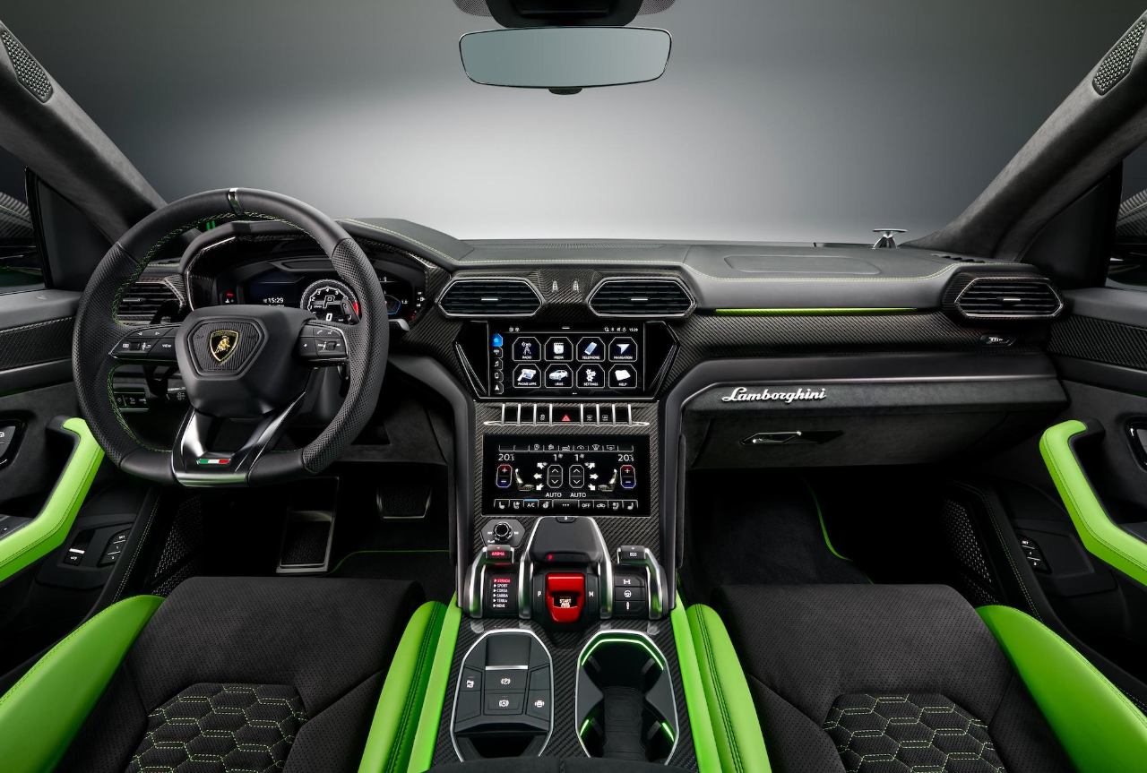 Lamborghini Urus interior Pearl Capsule verde