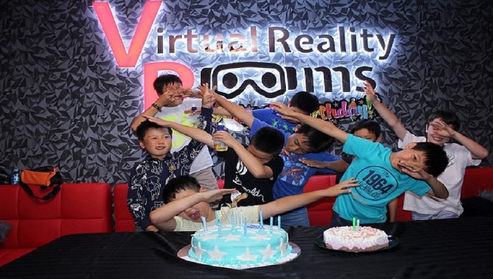 vr birthday party near me